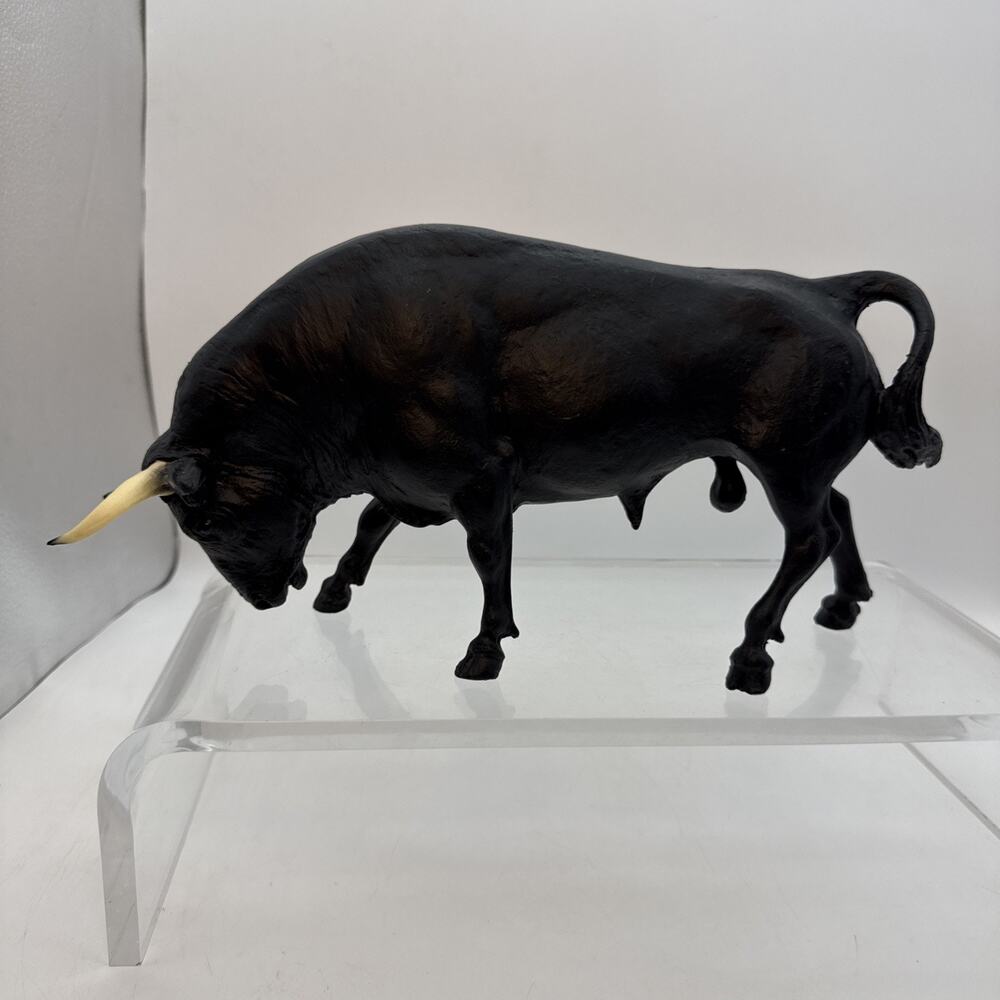 VINTAGE BREYER Holding Co Spanish Fighting BULL Matte Black #73 HTF VERY RARE